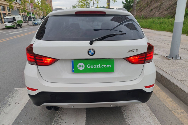 宝马X1 2015款 sDrive18i 时尚晋级版车身外观6