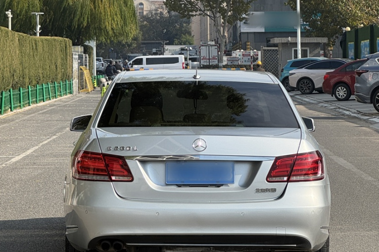 奔驰E级 2014款 E 260 L 运动型车身外观6004