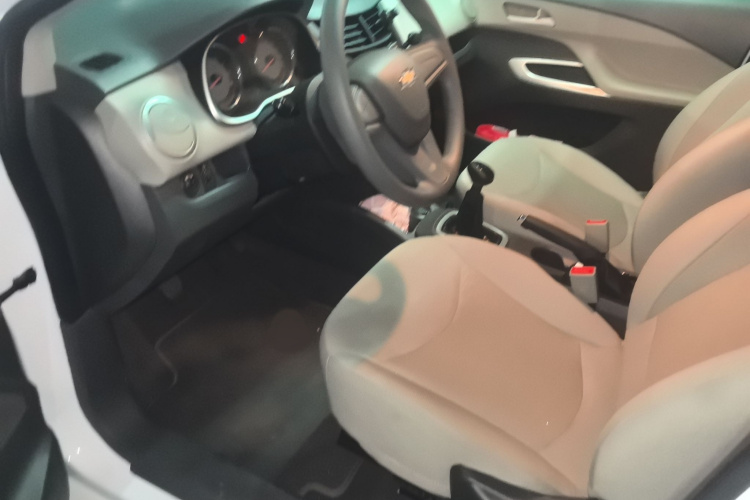 雪佛兰 2015款 赛欧3 1.5L 手动理想天窗版中控内饰7003