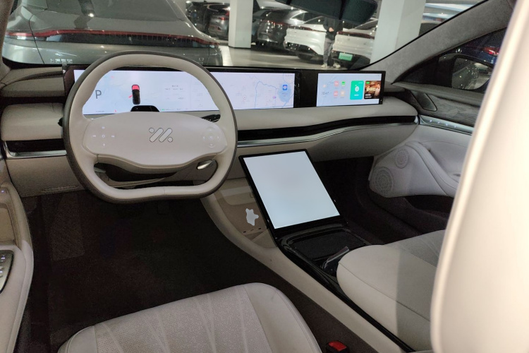 智己汽车 智己L7 2022款 Dynamic中控内饰12