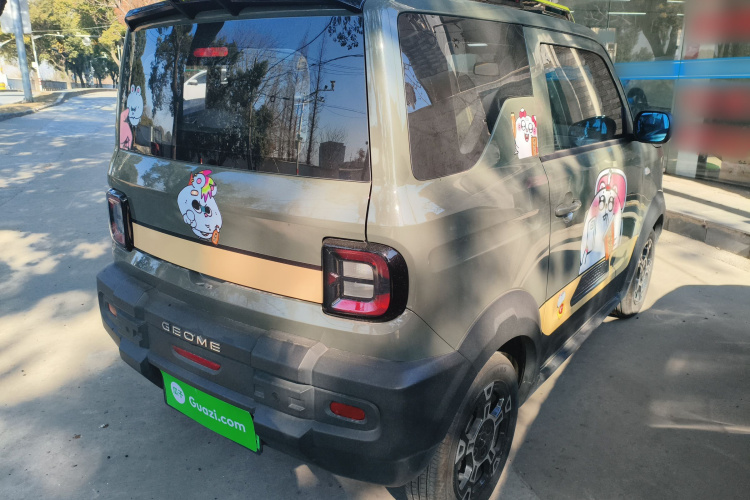 吉利银河 2025款 210km 熊猫骑士车身外观7