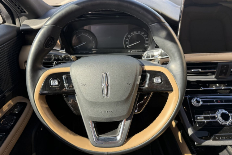 林肯 冒险家 2020款 2.0T 两驱尊雅版中控内饰7003