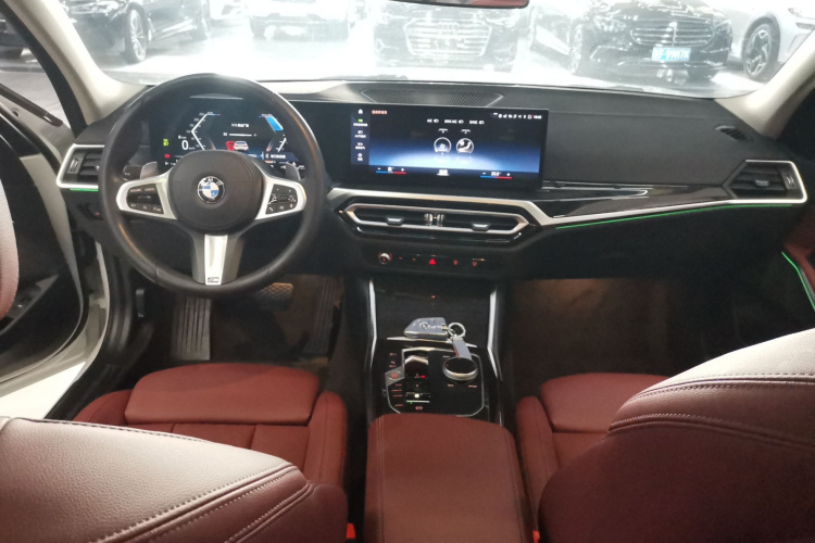 宝马3系 2023款 325Li xDrive M运动套装中控内饰7002