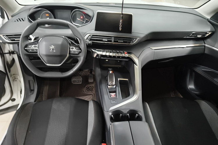 标致4008 2019款 360THP 领先版中控内饰12