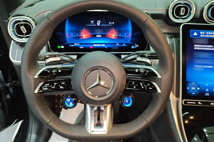 奔驰GLC轿跑 AMG 2024款 AMG GLC 43 4MATIC 轿跑SUV中控内饰13