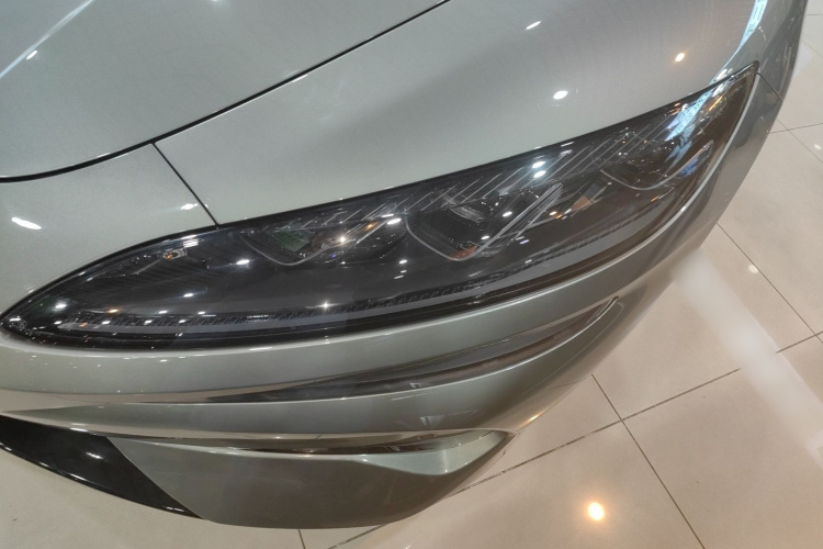 腾势Z9GT 2024款 1100四驱Max版局部细节36