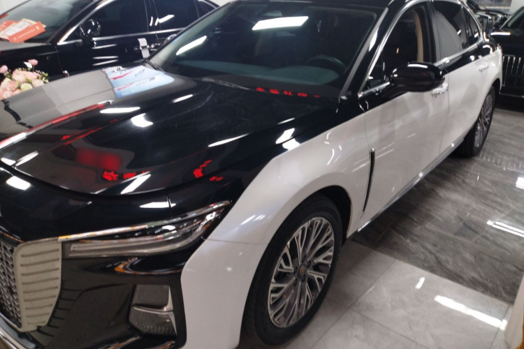 红旗H5 2023款 1.5T HEV智联旗畅版车身外观4