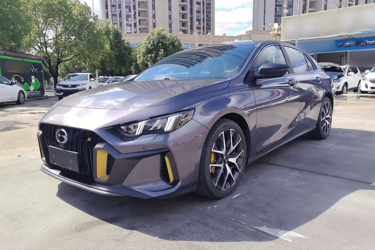 广汽传祺 影豹 2021款 270T DCT J15版车身外观1