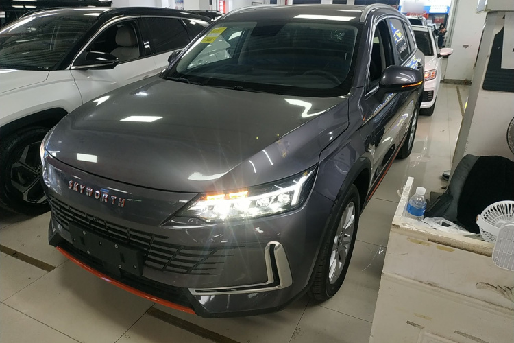 创维汽车 创维HT-i 2022款 1.5L PHEV 205KM 智行版Plus车身外观4