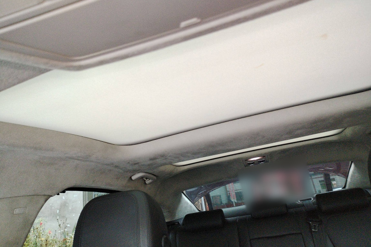 捷豹XFL 2018款 XFL 2.0T 200PS 精英版局部细节22