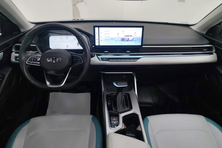 吉利汽车 帝豪 2023款 第4代冠军版 1.5L CVT旗舰型中控内饰12