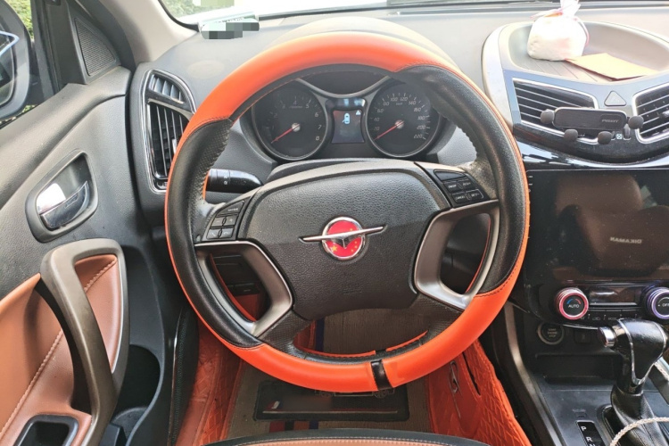 海马S5 2015款 1.5T CVT旗舰型局部细节13