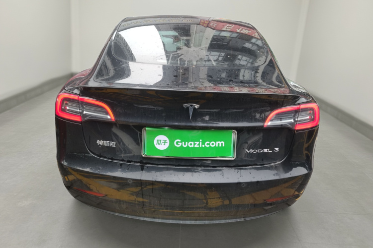 特斯拉 Model 3 2022款 后轮驱动版车身外观6