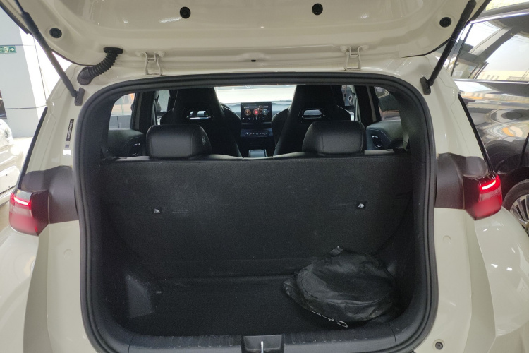 比亚迪 海鸥 2025款 305km 活力版机舱底盘23