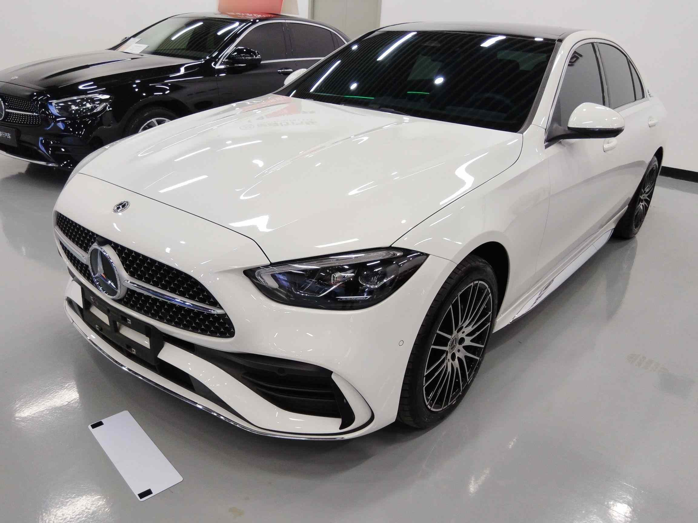 奔驰C级 2024款 改款三 C 260 L 运动版(2)
