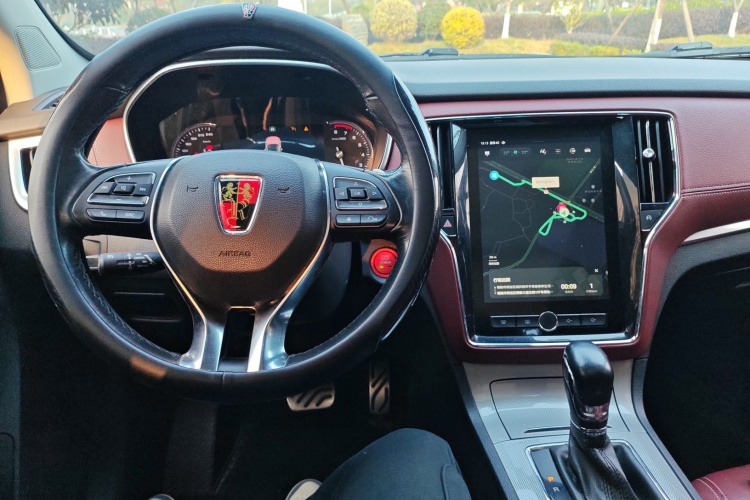 荣威RX5 2016款 30T 四驱自动互联网智尊版中控内饰12