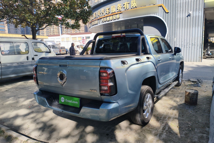 长城 金刚炮 2023款 2.0T自动汽油两驱精英型标箱GW4C20C车身外观7