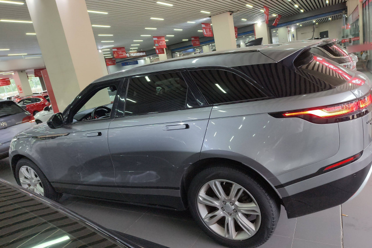 路虎 揽胜星脉 2020款 P250 R-DYNAMIC S车身外观4