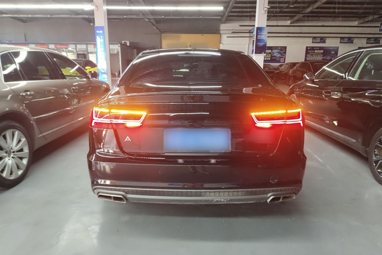 奥迪A6L 2018款 30周年年型 45 TFSI quattro 运动型车身外观6004