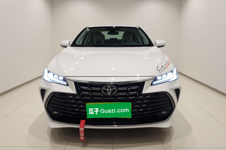 丰田 亚洲龙 2023款 2.0L 豪华版车身外观2