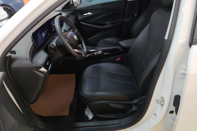 别克 威朗 2023款 Pro 乐享版中控内饰19