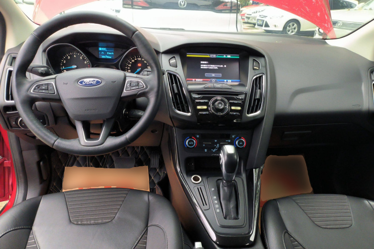 福特 福克斯 2015款 两厢 1.6L 自动风尚型中控内饰7002