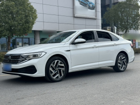 大众 速腾 2023款 300TSI DSG超越版