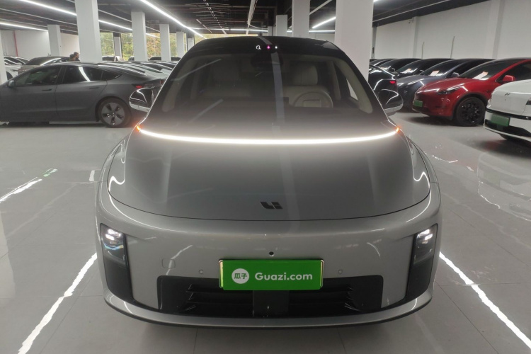 理想汽车 理想i8 2025款 标准版车身外观6001