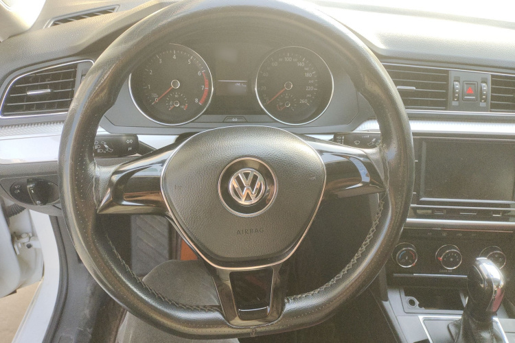 大众 凌渡 2018款 230TSI DSG风尚版中控内饰13