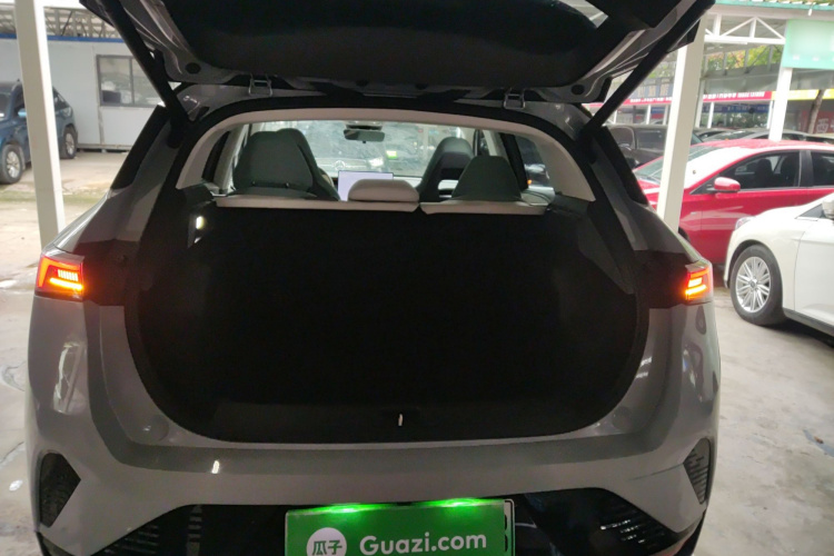 领克06 EM-P 2023款 EM-P 126长续航Halo局部细节23