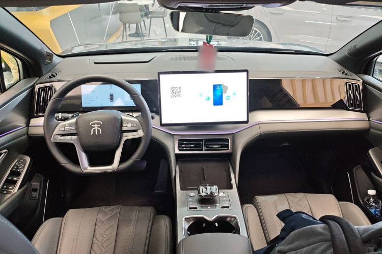 比亚迪 宋L DM-i 2025款 智驾版 112km 超越型中控内饰12