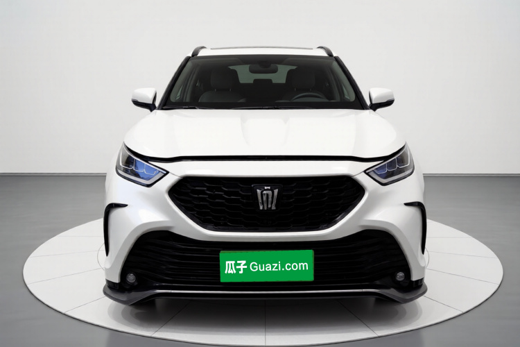 丰田 皇冠陆放 2024款 2.5L HEV四驱豪华版车身外观2