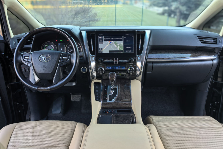 丰田 威尔法 2021款 皇冠 双擎 2.5L HV至尊版中控内饰7001