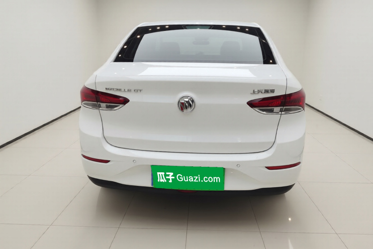 别克 英朗 2021款 典范 1.5L 自动精英型车身外观6