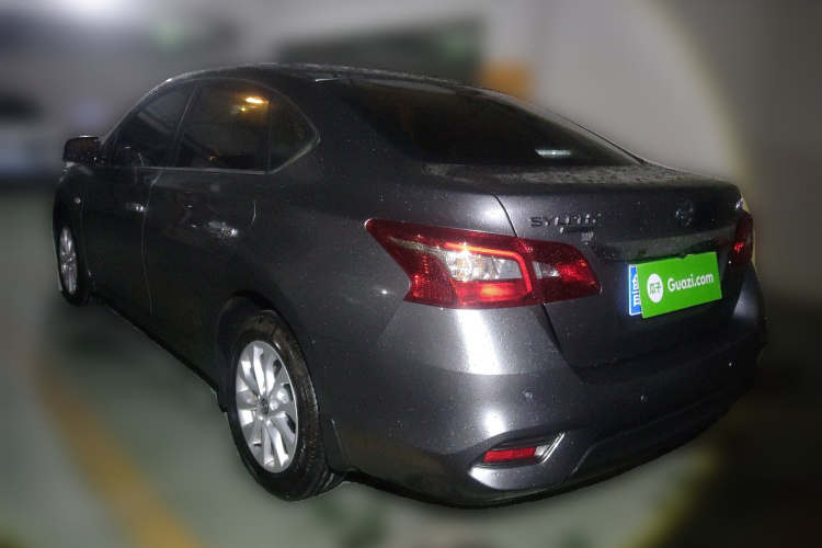 日产 轩逸 2024款 改款二 经典 1.6XE CVT舒适版车身外观5