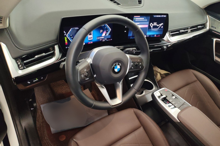 宝马X1 2024款 sDrive25Li X设计套装中控内饰12