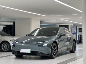 小鹏P7 2023款 P7i 702 Pro