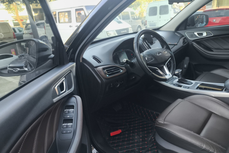 奇瑞 瑞虎7 2018款 1.5T 自动精英版 国V中控内饰20