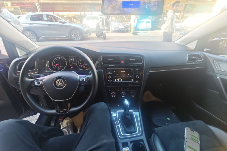 大众 高尔夫 2018款  230TSI 自动豪华型中控内饰7002