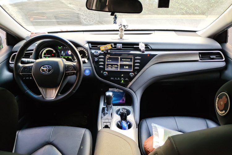 丰田 凯美瑞 2018款 双擎 2.5HG 豪华版中控内饰12