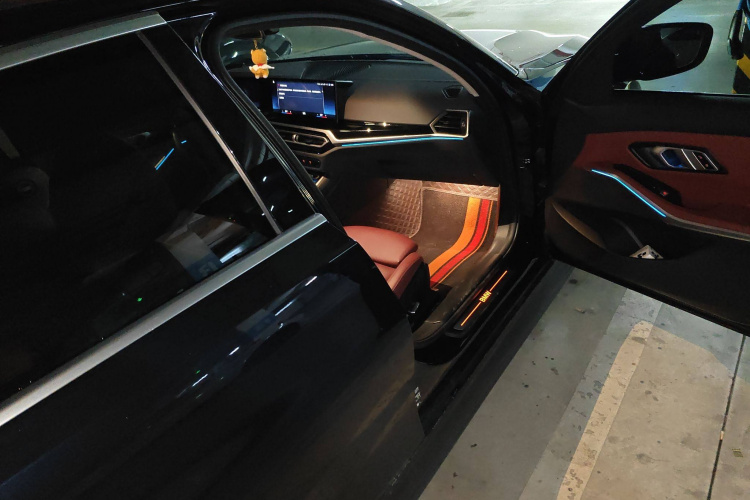 宝马i3 2022款 eDrive 35 L局部细节9005