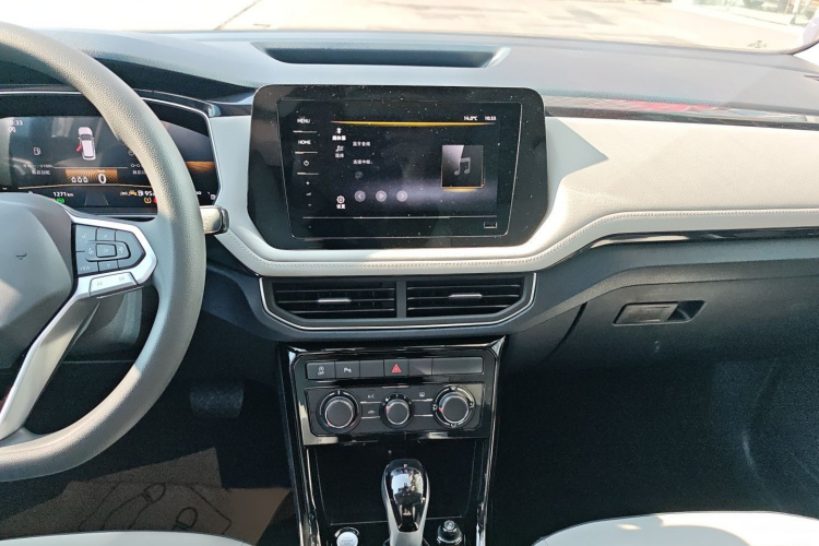 大众 途岳 2025款 新锐 300TSI 锐意版局部细节16