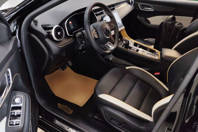 名爵 MG6 2021款 Pro 1.5T 自动Trophy豪华版中控内饰20