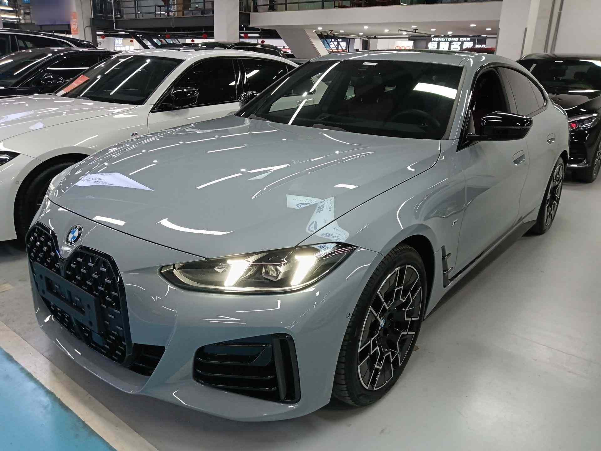 宝马4系 2024款 430i Gran Coupe M运动曜夜套装(2)