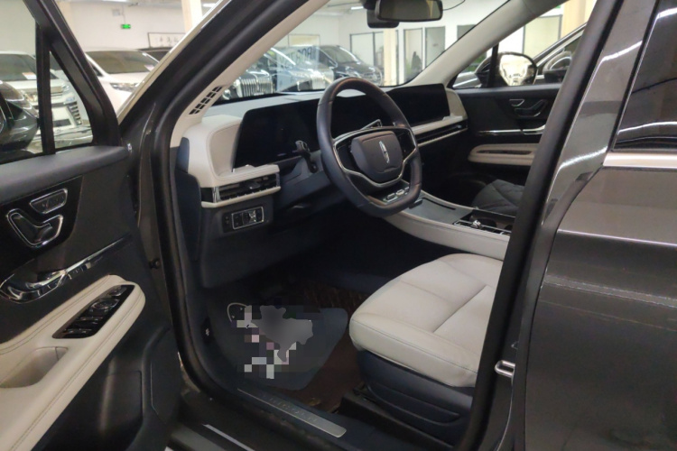 林肯 冒险家 2023款 2.0T 两驱尊享版中控内饰20