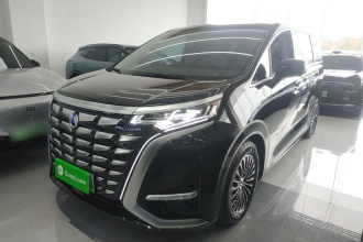 腾势D9 2022款 DM-i 970 四驱旗舰型