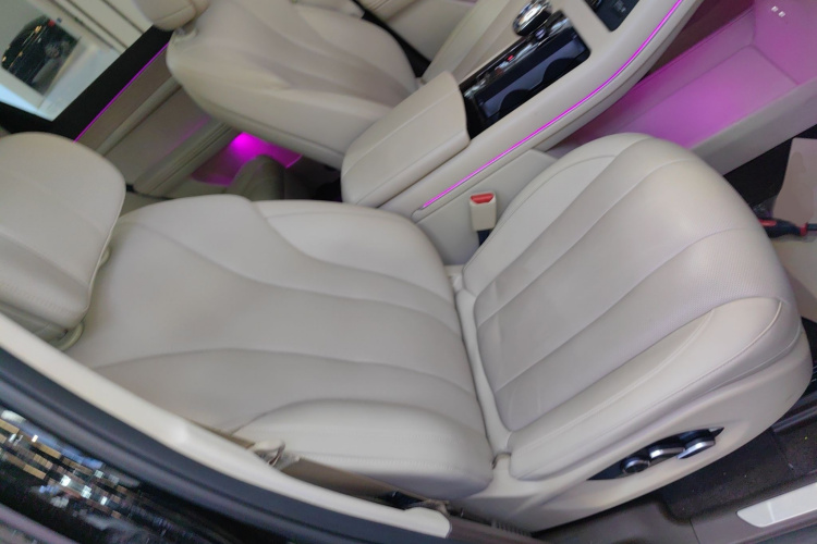 鸿蒙智行 问界M7 2024款 1.5T 智驾四驱Ultra版 5座局部细节41