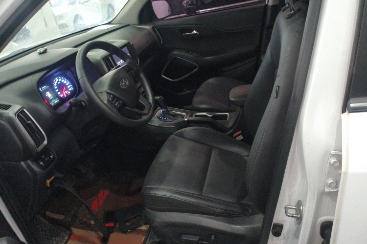 北京现代ix35 2019款 2.0L 自动两驱智勇·畅享版 国V局部细节19