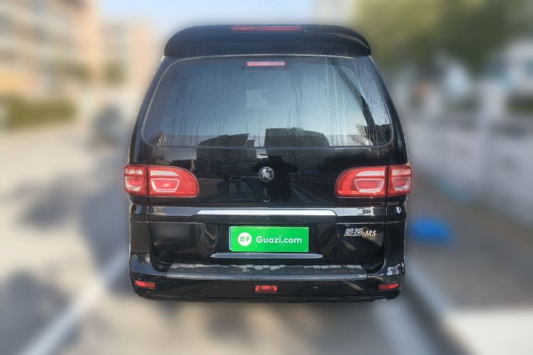 东风风行 菱智 2024款 M5L 1.5T 手动基本型 7座车身外观6