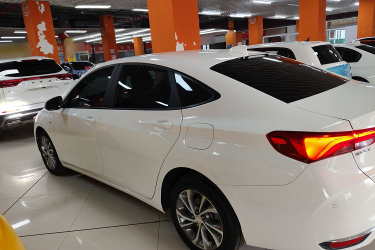 别克 威朗 2023款 Pro 乐享版车身外观4